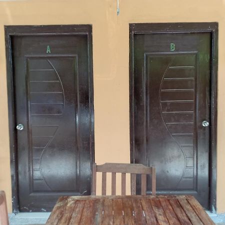 Homestay Pekan Ranau Esterno foto