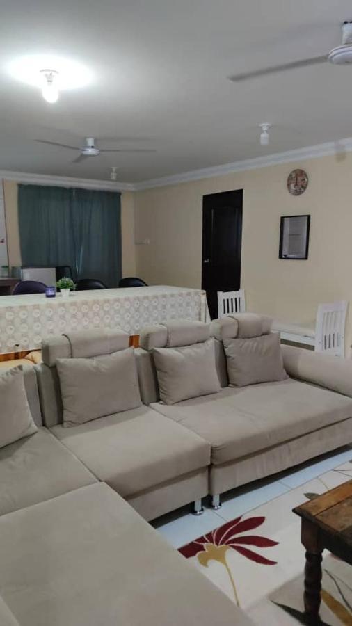 Homestay Pekan Ranau Esterno foto